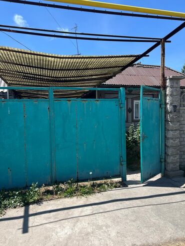 продаю участок село шалта: Дом, 55 м², 3 комнаты, Собственник, Старый ремонт