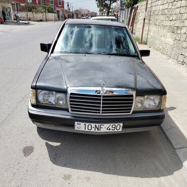 Mercedes-Benz: Mercedes-Benz 190 (W201) sedan - Kuzov: 4 qapılı sedan, qara rəng