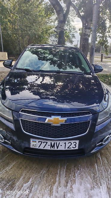 turbo az qoşqular: Chevrolet Cruze LT sedan - Kuzov: 4 qapılı sedan, tünd rəng - — 5