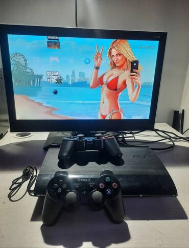 PS3 (Sony PlayStation 3): Playstation 3 super slim sonuncu modeldir. 500GB yaddash. 40 oyun ile