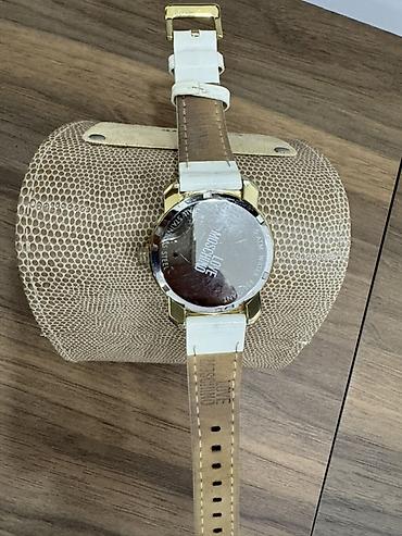 orient saati: Love Moschino qadın qol saatı - Brend: Love Moschino - Korpus: qızılı — 2