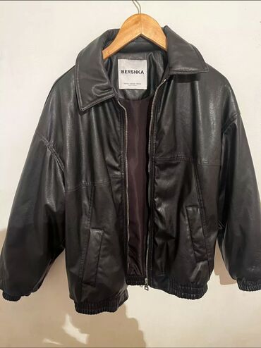 Dəri kurtka, Bershka, XS (EU 34)