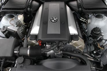 Двигатели, моторы и ГБЦ: Бензиновый мотор BMW 2006 г., 4.4 л, Б/у, Оригинал, Япония