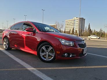 07 2012: Chevrolet Cruze: 1.4 l | 2012 il 180000 km Sedan — 3