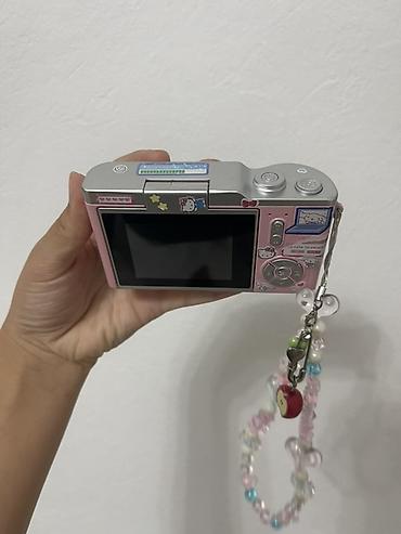 digital camera: Компактная цифровая камера 4K в розовом цвете с откидным — 9