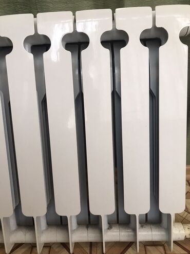 Биметаллические радиаторы: Батареи Белые Биметаллические радиаторы отопления. Эти секционные — 10