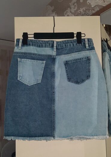 Ətəklər: Cins etek.tezedir etketi ustunde. 21m — 3