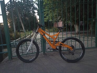 купить передний багажник на велосипед: ОБМЕН Rock shox boxxer world cup 2008 но стоит там пружина потому что