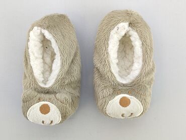 śmieszne kapcie dla chłopca: Slippers 20, Used