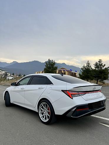 elantra bamper: Hyundai Elantra: 1.6 l | 2024 il Sedan — 6