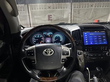 kia 2010: Toyota Land Cruiser: 2011 г., 4.5 л, Автомат, Бензин, Внедорожник — 5