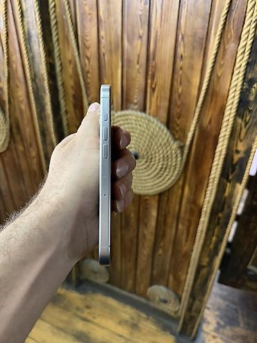 prodat iphone: IPhone 15 Pro, Natural Titanium, Face ID — 6
