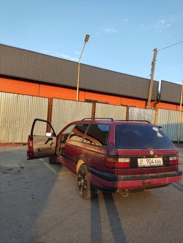 купить запчасти опель омега б: Volkswagen Passat: 1989 г., 1.8 л, Механика, Газ, Универсал