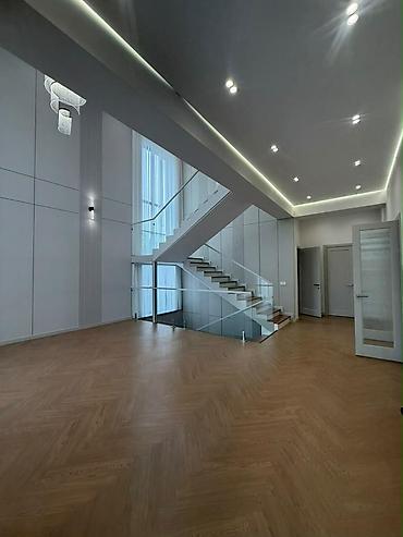 Продажа домов: 6 комнат и более, 400 м², 5 соток, Бишкек, Алтын-ордо ж/м Агентство недвижимости — 6