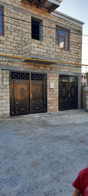 Həyət evləri və villaların satışı: 7 otaqlı, 250 kv. m, Təmirsiz
