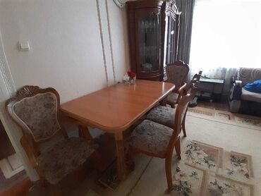 Masa və oturacaq dəstləri: Qonaq masası, Açılmayan, Taxta, Dördbucaq masa