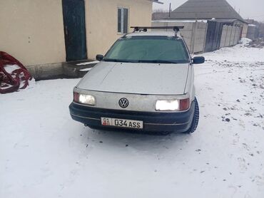 продажа гольф 4: Volkswagen Passat: 1988 г., 1.8 л, Механика, Газ, Универсал