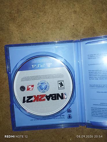 p3: PlayStation oyun diskləri və pult dəsti Dəst tərkibi: - PS4 üçün NBA — 5