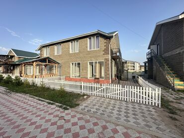 коттеджи в горах: 3 комнаты, 50 м², Индивидуалка, 2 этаж, Евроремонт