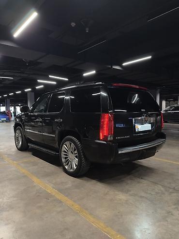 zimmer led: Cadillac Escalade: 2007 г., 6.2 л, Автомат, Бензин, Внедорожник — 6