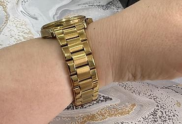 gun eynəyi: Qızılı rəngdə Michael Kors kvars qol saatı - Korpus və qolbaq: metal — 10