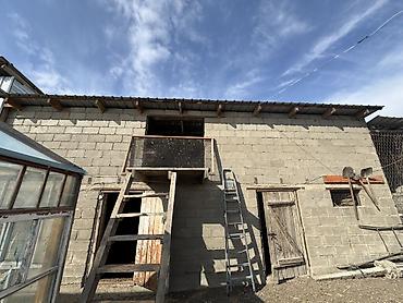 Продажа коттеджей и домов: 🏡 Продаётся капитальный кирпичный дом в центре города 📍 Локация Дом — 21