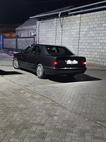 срочно продать машину: Mercedes-Benz E-Class: 2001 г., 2.2 л, Автоматтык, Дизель, Седан