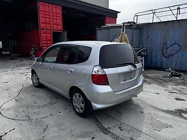 fit 2: Крышка багажника Honda, 2004 г., Б/у, Оригинал — 2