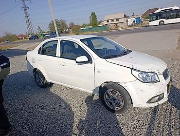 Другие автомобили: Газ бензин на обычных номерах Белый компактный седан (4 двери) с — 4