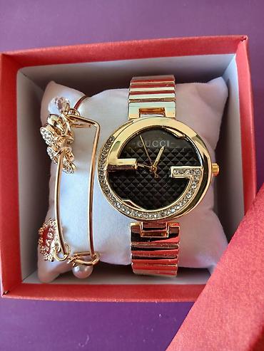 guci torba: Gucci ženski set – ručni sat i narukvica - Dizajn: luksuzni zlatni — 1