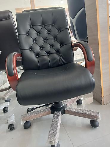 təzə mebellər: Ofis kresloları – müxtəlif modellər - Direktor tipi dəri kreslo (tünd — 7