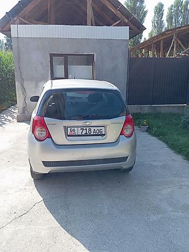 spark premier: Chevrolet Aveo: 2008 г., 1.2 л, Механика, Бензин, Хэтчбэк — 3