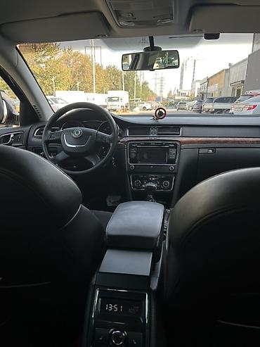 лупарик капот: Skoda Superb: 2010 г., 1.8 л, Автомат, Бензин, Седан — 6