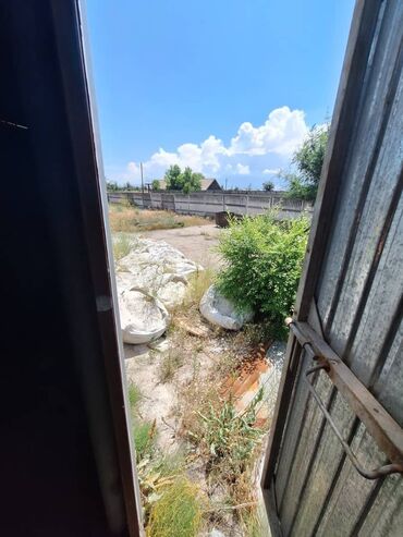Склады и мастерские: 📦 Продаётся участок со складскими помещениями 📍 г. Кара-Балта, ул — 11