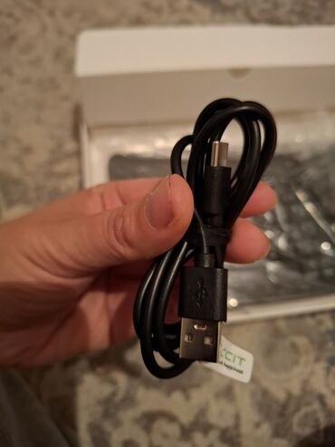 Klaviaturalar: Məhsul: Simsiz/Bluetooth klaviatura (ərəb/fars əlavəli ikidilli klaviş — 1