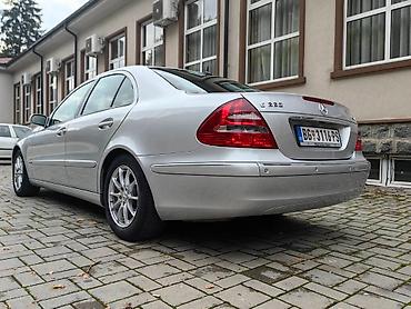 auto kamera 3 u 1: Mercedes-Benz E 220 CDI, limuzina, srebrna metalik. Ključne — 5