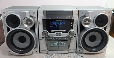 20 yanvar musiqi mp3: Musiqi mərkəzi LG.Bluetooth,AUX,DVD.MP3,CD,radio və kasset.Əla