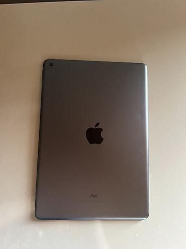 ipad 10 nəsil: İşlənmiş Apple iPad 7 (2019), 10,2", 64 GB, Ünvandan götürmə — 2