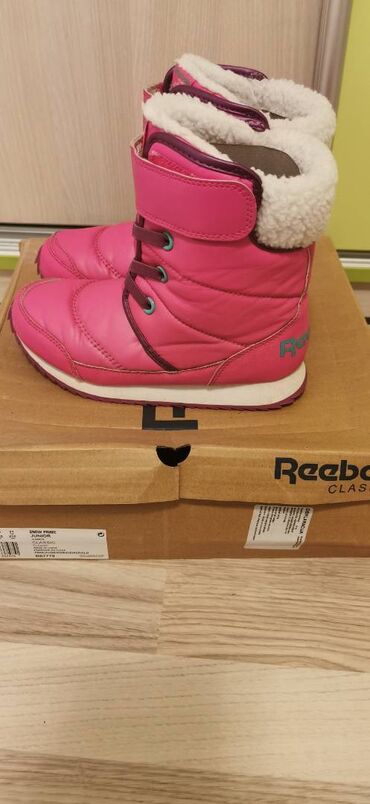 leon obuca cizme: Boots, Reebok, Size - 32