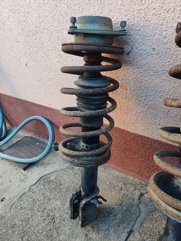 Auto delovi: Amortizer prednji levi, desni sa oprugom Lada 112. Polovno, ocuvano — 11