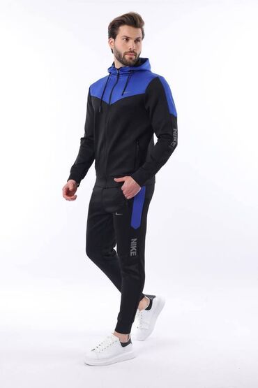 Trenerke: Nike muška trenerka

Novo
Mokra likra
Veličine m l xl 2xl — 2