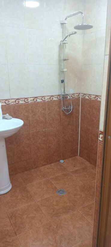 Təmir işləri: 2 otaq Leninqrad proyekt 70 kv 28 məhlə Ana Uşaq parkı 4/5 -da lalafo.az — 3 Təmir işləri: 2 otaq Leninqrad proyekt 70 kv 28 məhlə Ana Uşaq parkı 4/5 — 3