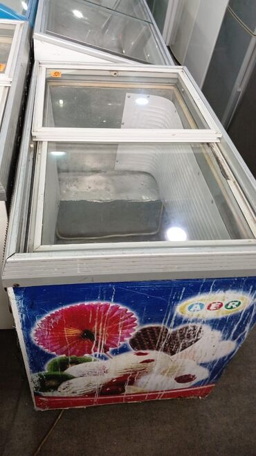 Soyuducu super işləyir 3ay zemanetle satilir çeşid çoxdur gelib baxa