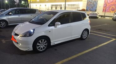 Honda: Honda Fit: 2002 г., 1.3 л, Вариатор, Бензин, Хэтчбэк