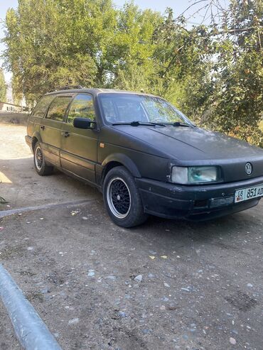 тойота кро: Volkswagen Passat: 1990 г., 1.8 л, Бензин