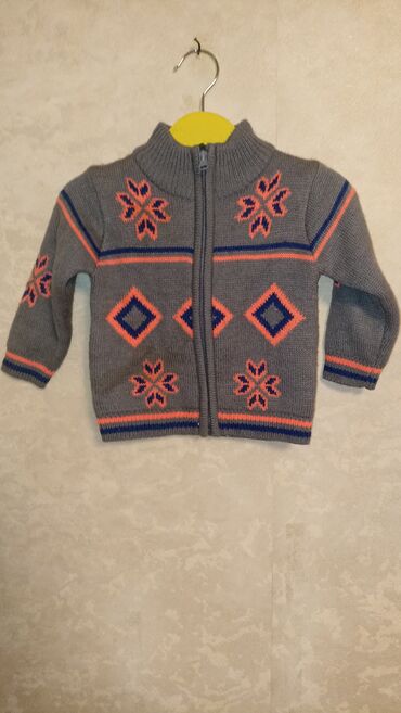 Головные уборы: Qalın jaket kurtkalar,yeni kimi.6 aydan 3yasa qədər