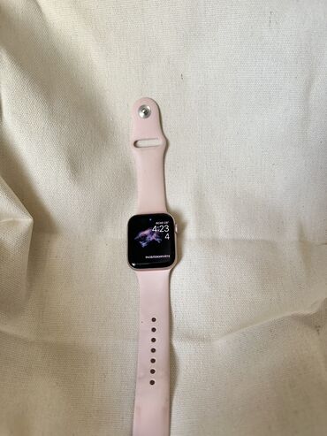 Apple Watch: Apple Watch SE (pink)
В подарок (3 застежки)