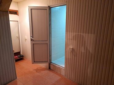 Digər kommersiya daşınmaz əmlakı: Sahil metrosuna yaxın,sahəsi 122 kv/m olan, 5 otağlı obyekt sauna,ofis — 6