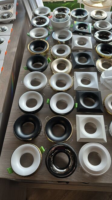 Spot lampalar: Lampası dəyişən 200-dən artıq spot çeşitlərimiz var. Həm metal -da lalafo.az — 9 Spot lampalar: Lampası dəyişən 200-dən artıq spot çeşitlərimiz var. Həm metal — 9