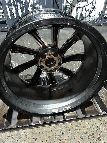 Диски: Литые Диски R 20 Lorinser, Комплект, отверстий - 5, Б/у at lalafo.kg — 28 Диски: Литые Диски R 20 Lorinser, Комплект, отверстий - 5, Б/у — 28